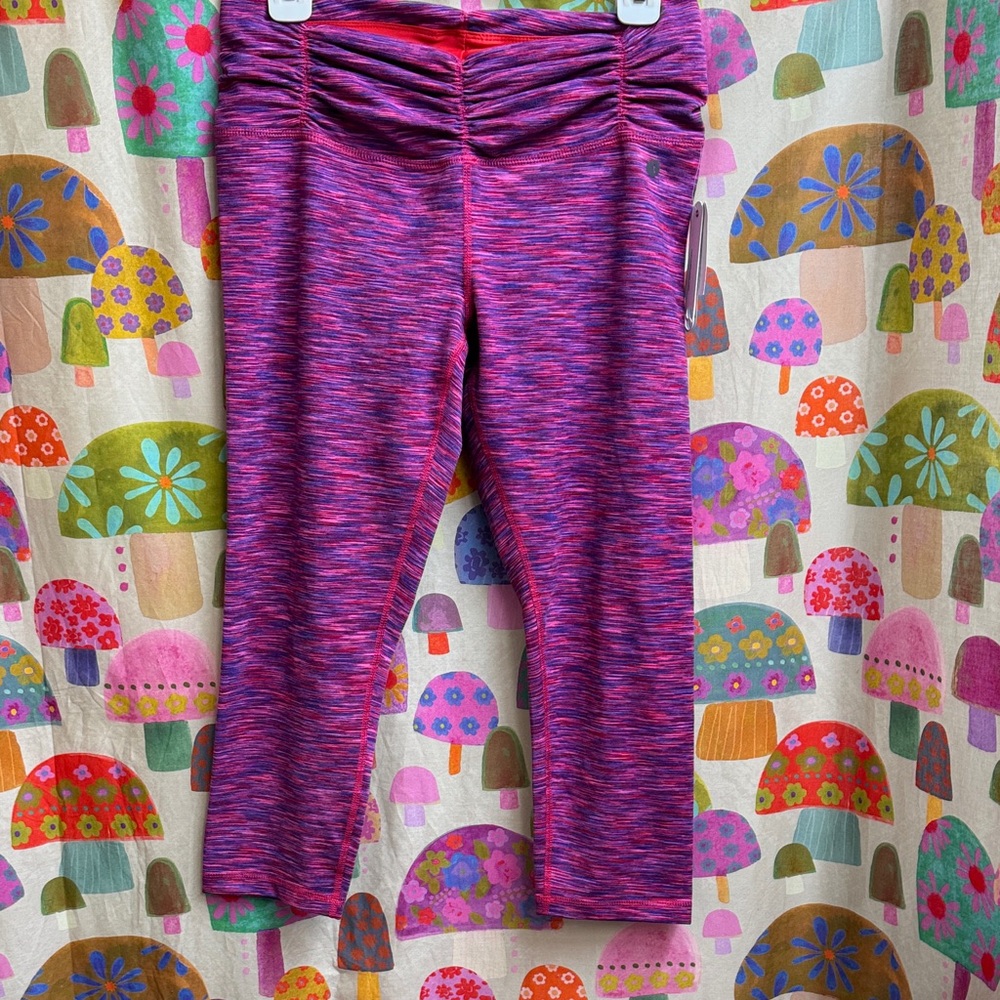 Caelum Leggings. Medium